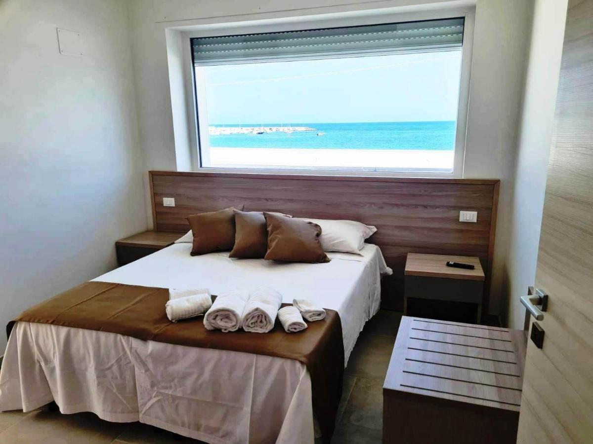 B&B A Un Passo Dal Mare توري كان المظهر الخارجي الصورة