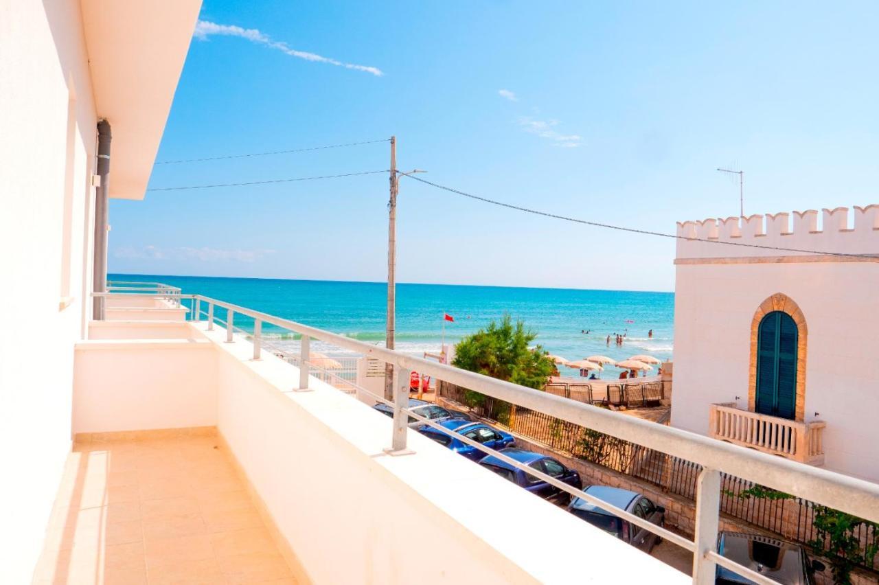 B&B A Un Passo Dal Mare توري كان المظهر الخارجي الصورة
